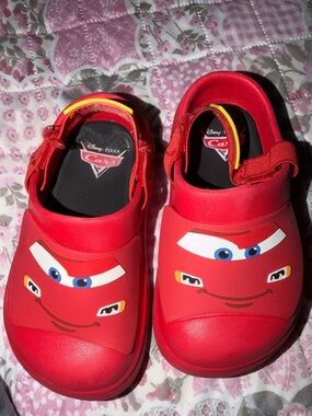 Disney Pixar Cars Red Lightning McQueen Kids Clogs